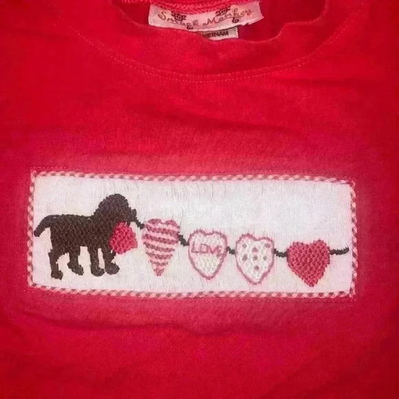Smock Monkey Valentine's Dog Hearts red tee shirt 9 months smocked - Picture 7 of 8